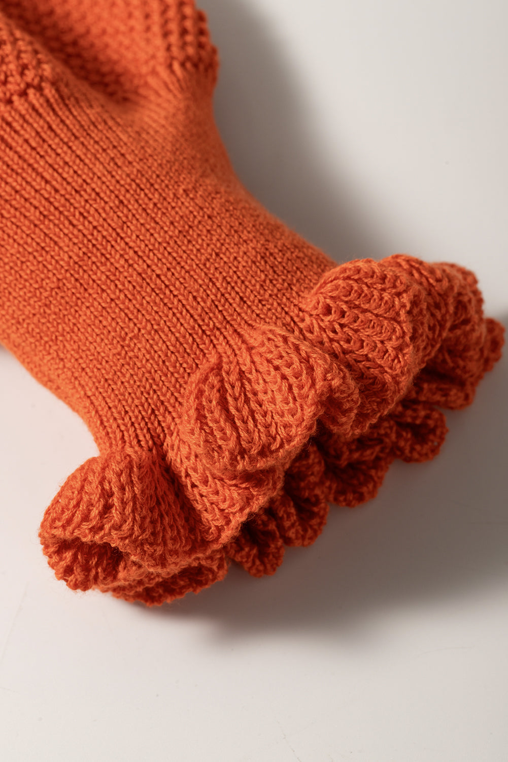 Haut en tricot texturé a manches bouffantes et col carré