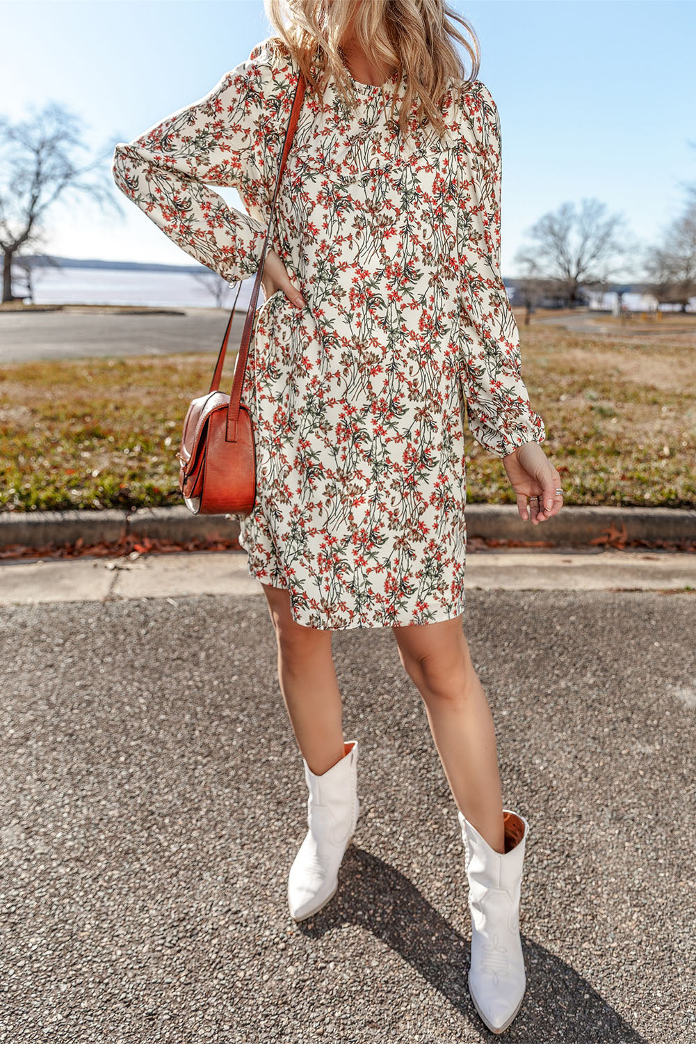 Mini-robe a manches longues et imprimé floral