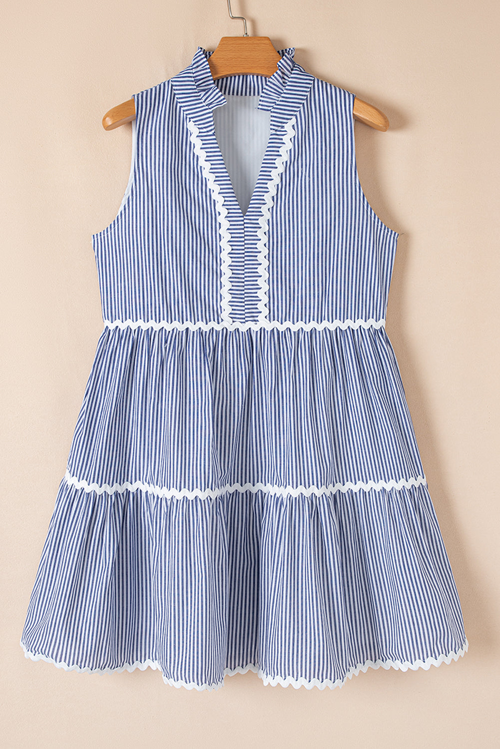 Robe courte sans manches à col en V cranté et à motif contrasté
