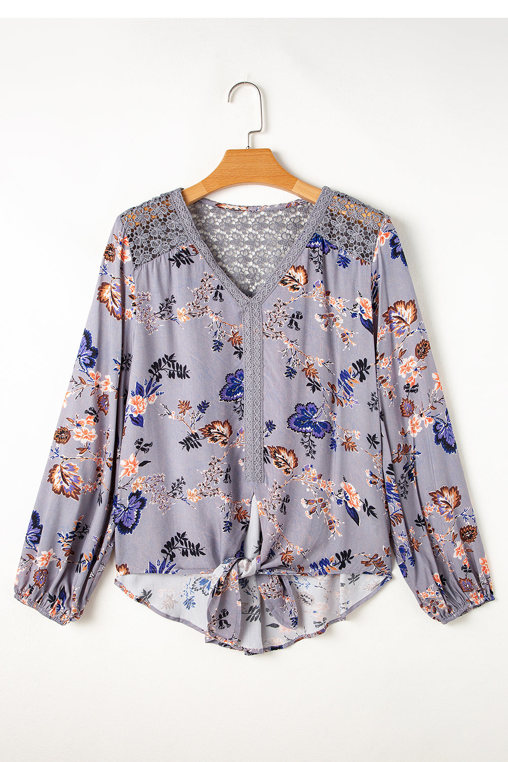 Chemisier à col en V et imprimé floral en dentelle patchwork avec nœud sur le devant