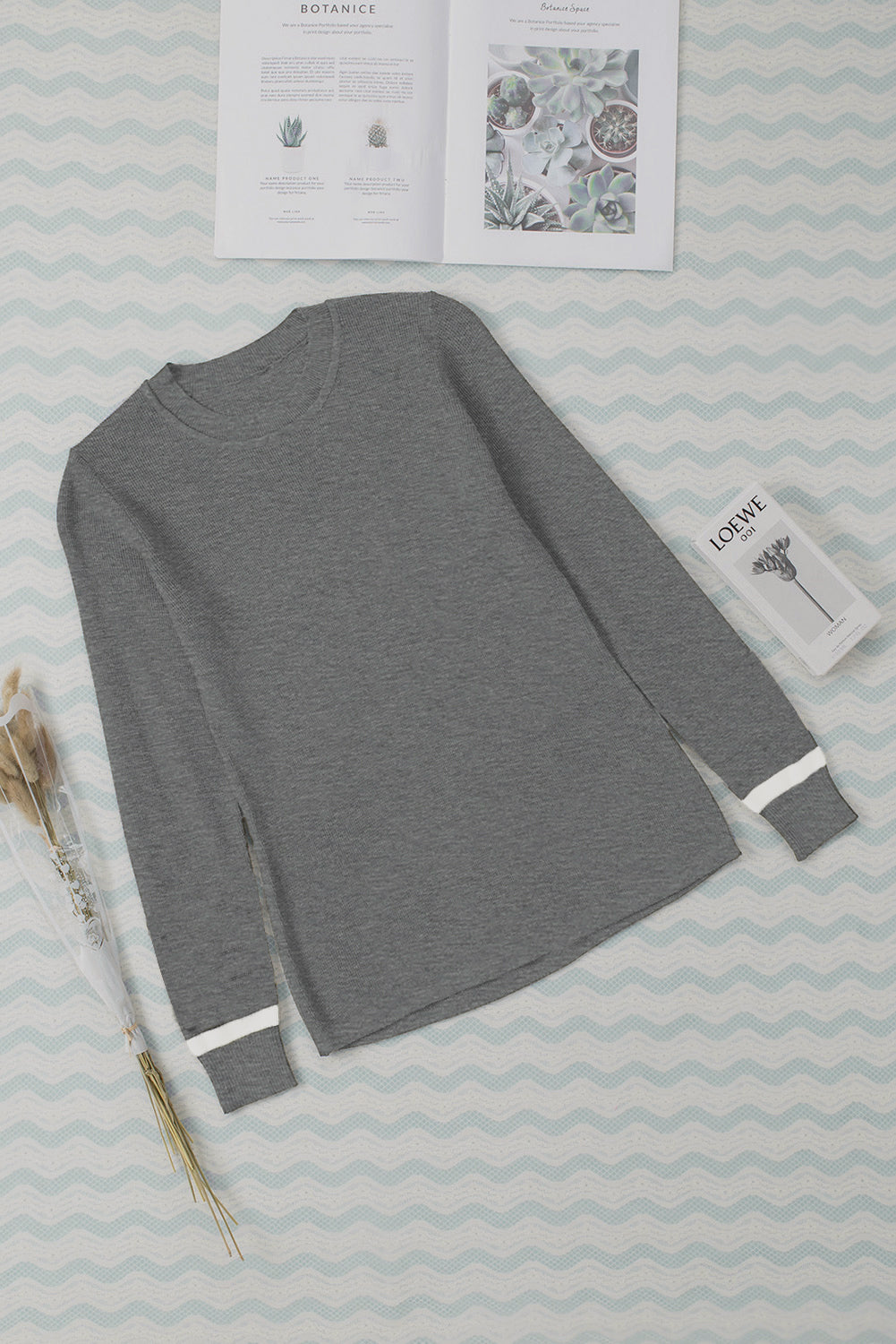 Pull à manches longues et col rond avec bordure côtelée