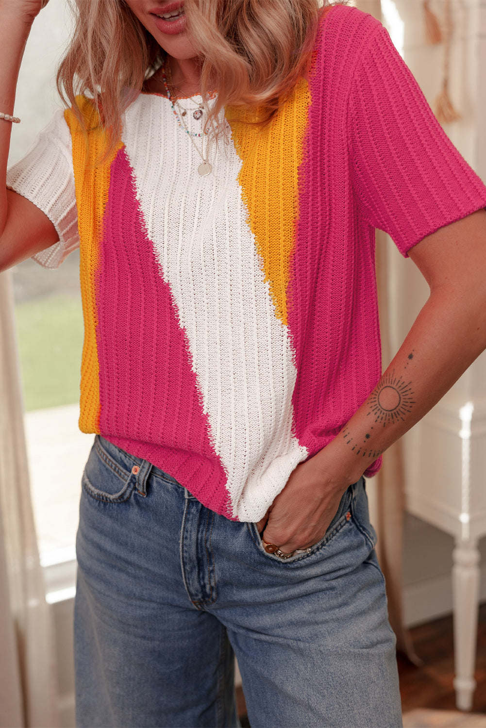 Pull a manches courtes en tricot texturé color block