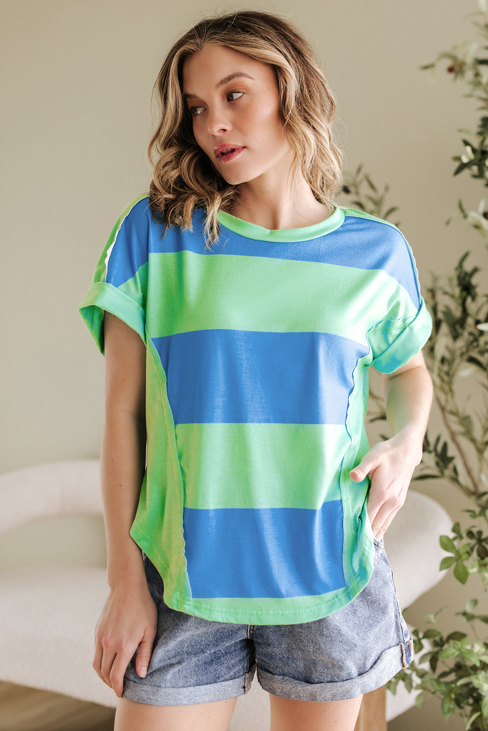 T-shirt ample à ourlet arrondi et colorblock
