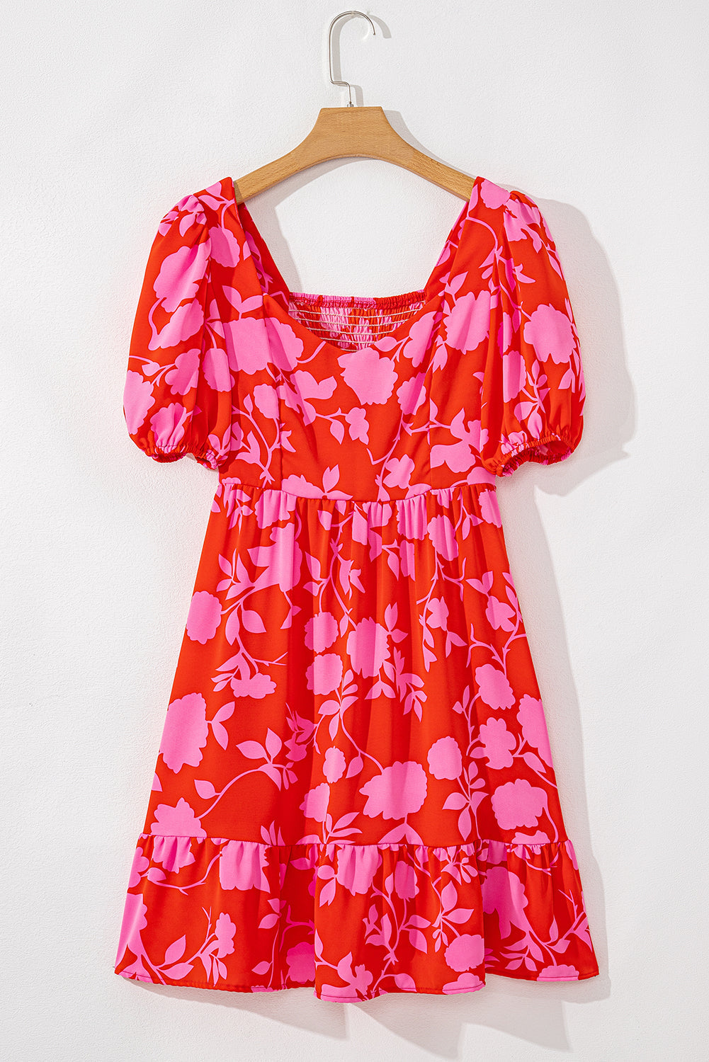 Mini-robe a volants et manches bouffantes, motif floral, col en cœur