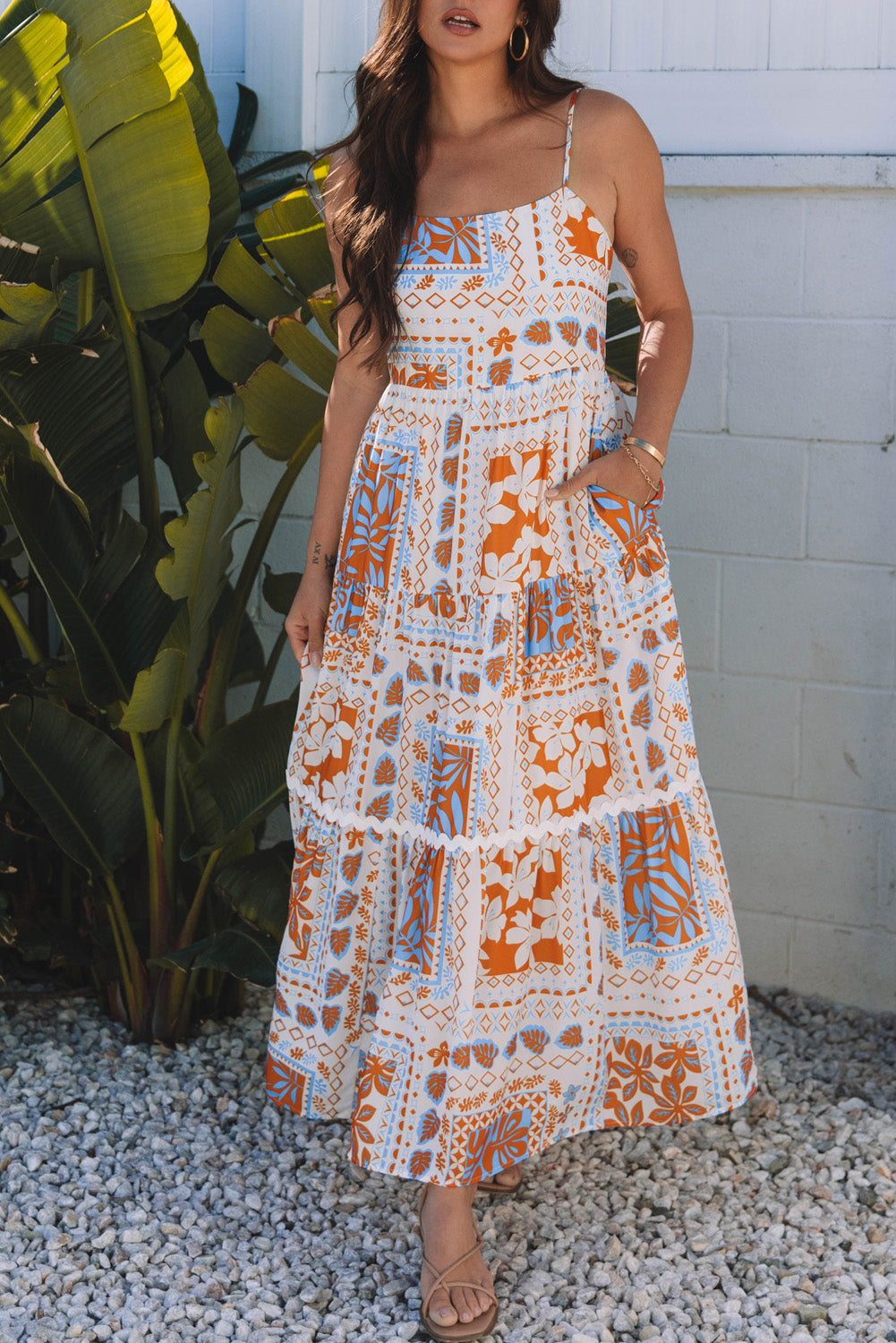 Robe longue à bretelles spaghetti et bordures en ricrac à imprimés multiples