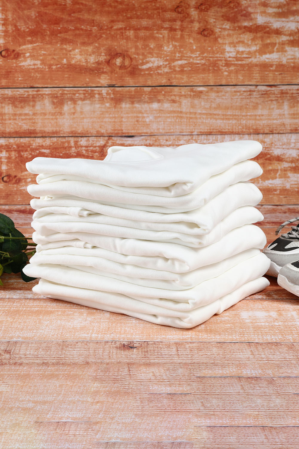 Haut en tricot a manches longues et col en V de couleur unie