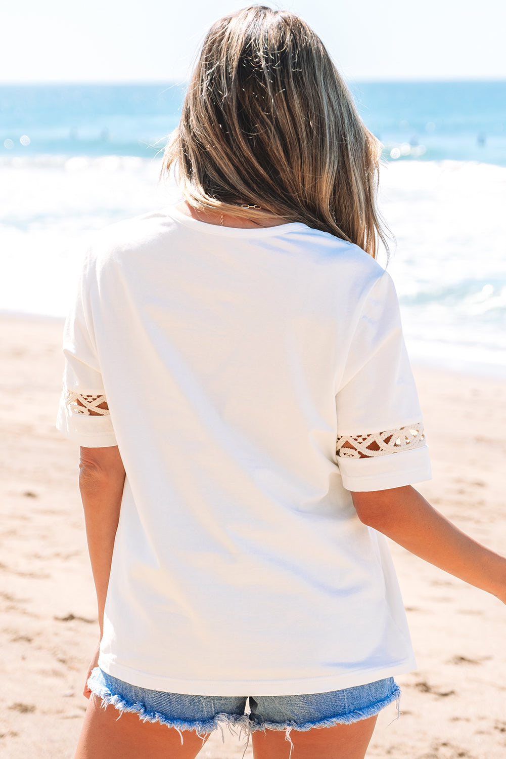 T-shirt décontracté à col rond et dentelle au crochet
