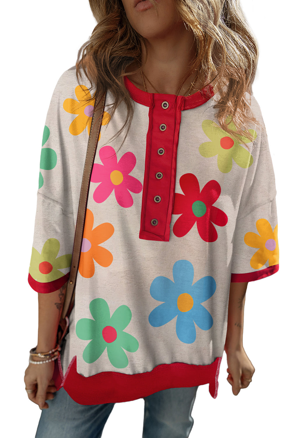 T-shirt a épaules tombantes et bordure contrastée avec œillets floraux