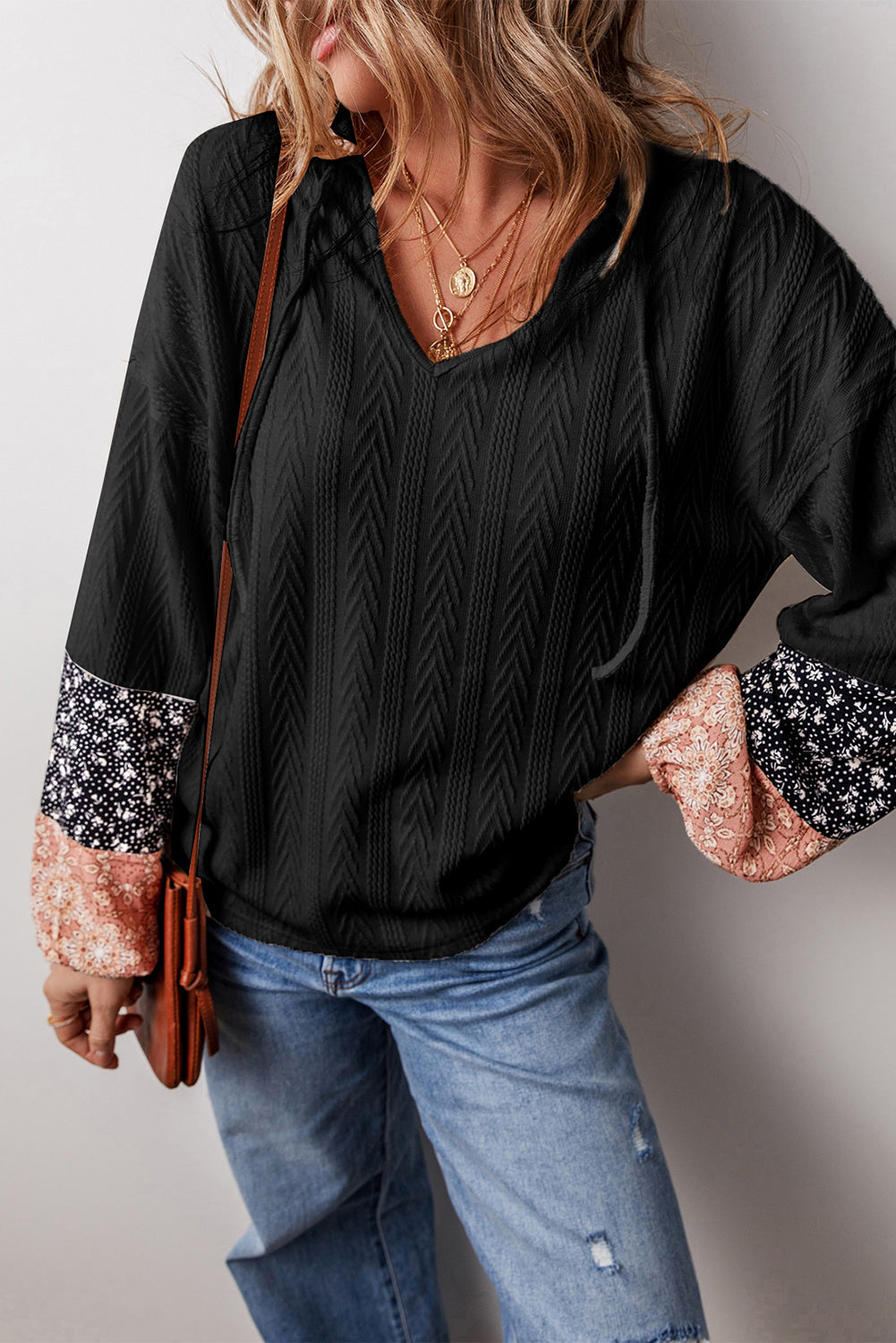 Blouse a col en V avec cordon de serrage en tricot texturé patchwork floral