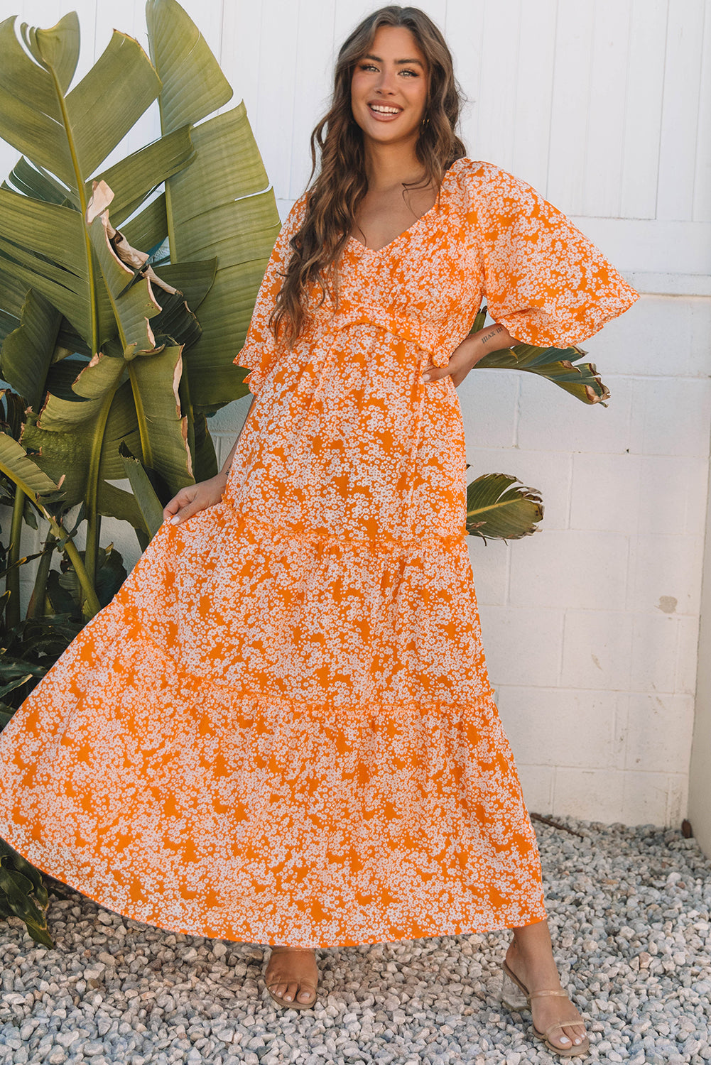 Robe longue à imprimé floral, col en V, manches larges et smockées