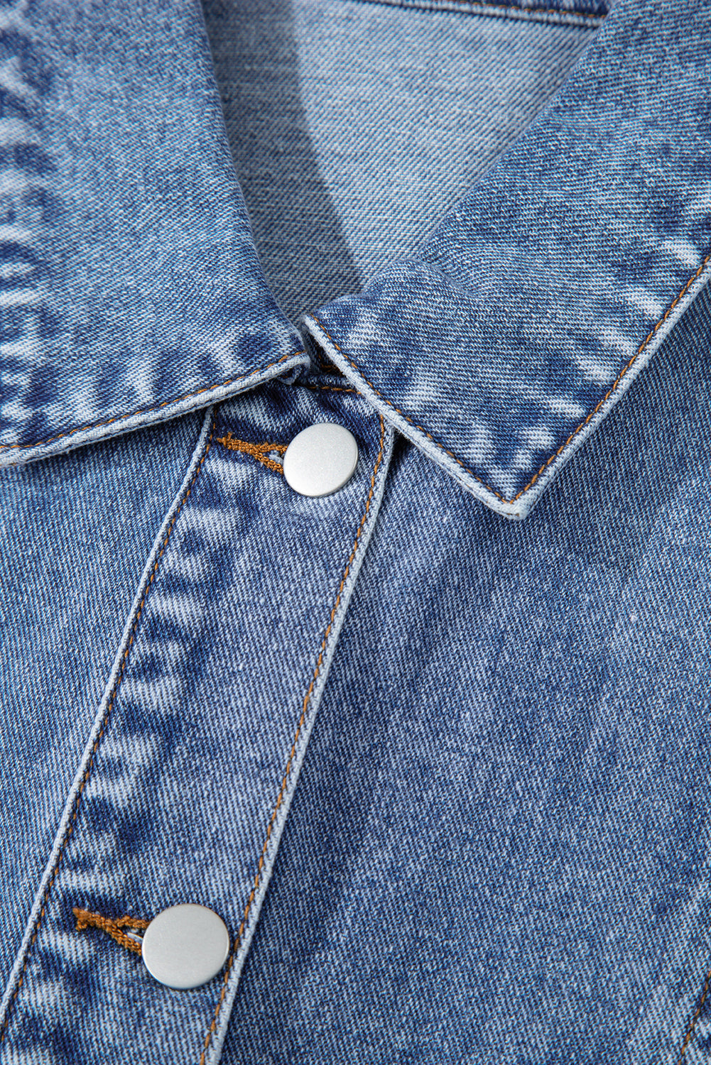 Gilet en jean boutonné à ourlet élastique délavé à l'acide