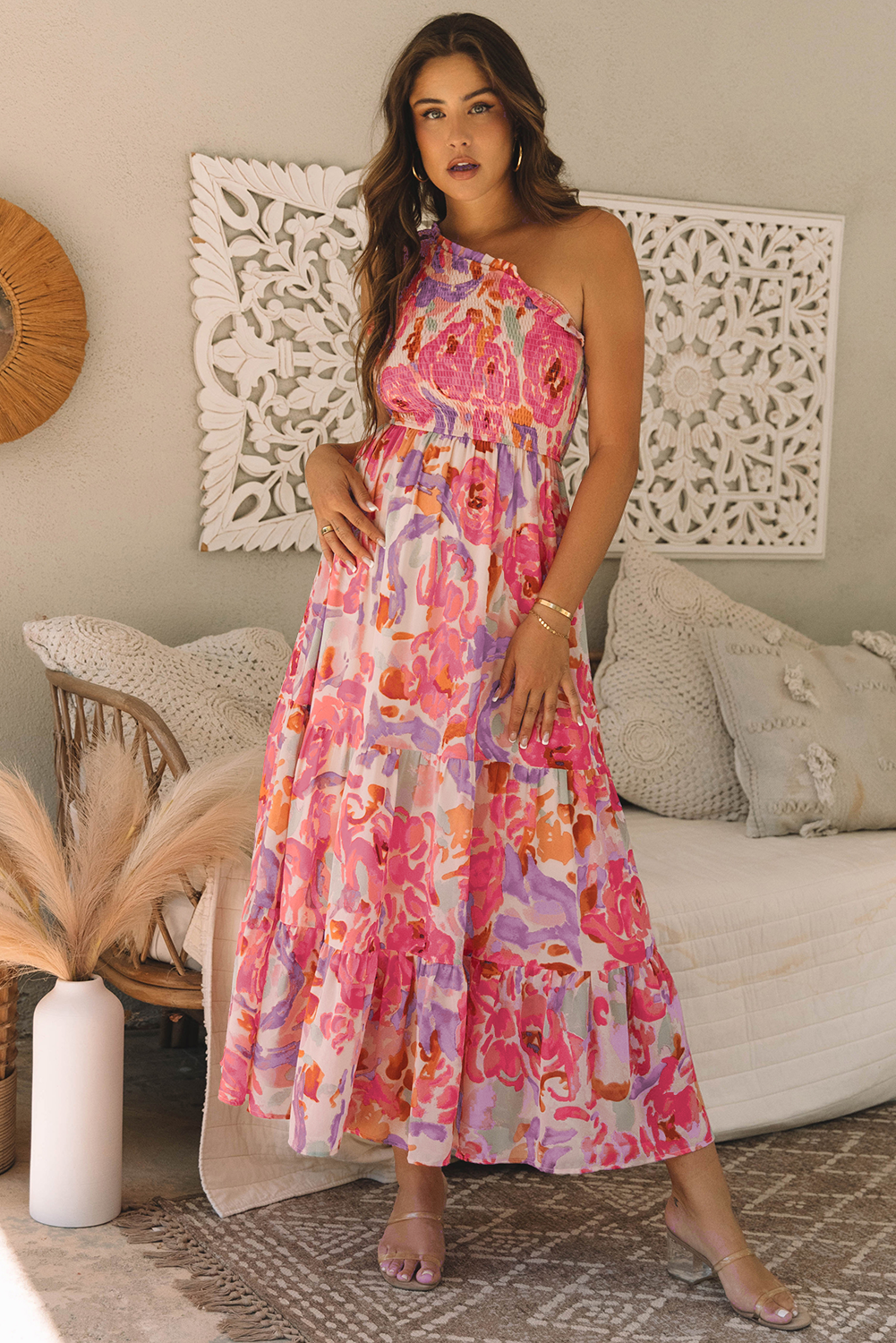Robe longue asymétrique froncée à imprimé floral abstrait