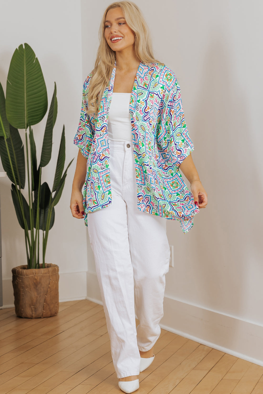 Kimono bohème à imprimé floral et strass, manches 3/4, ouvert sur le devant