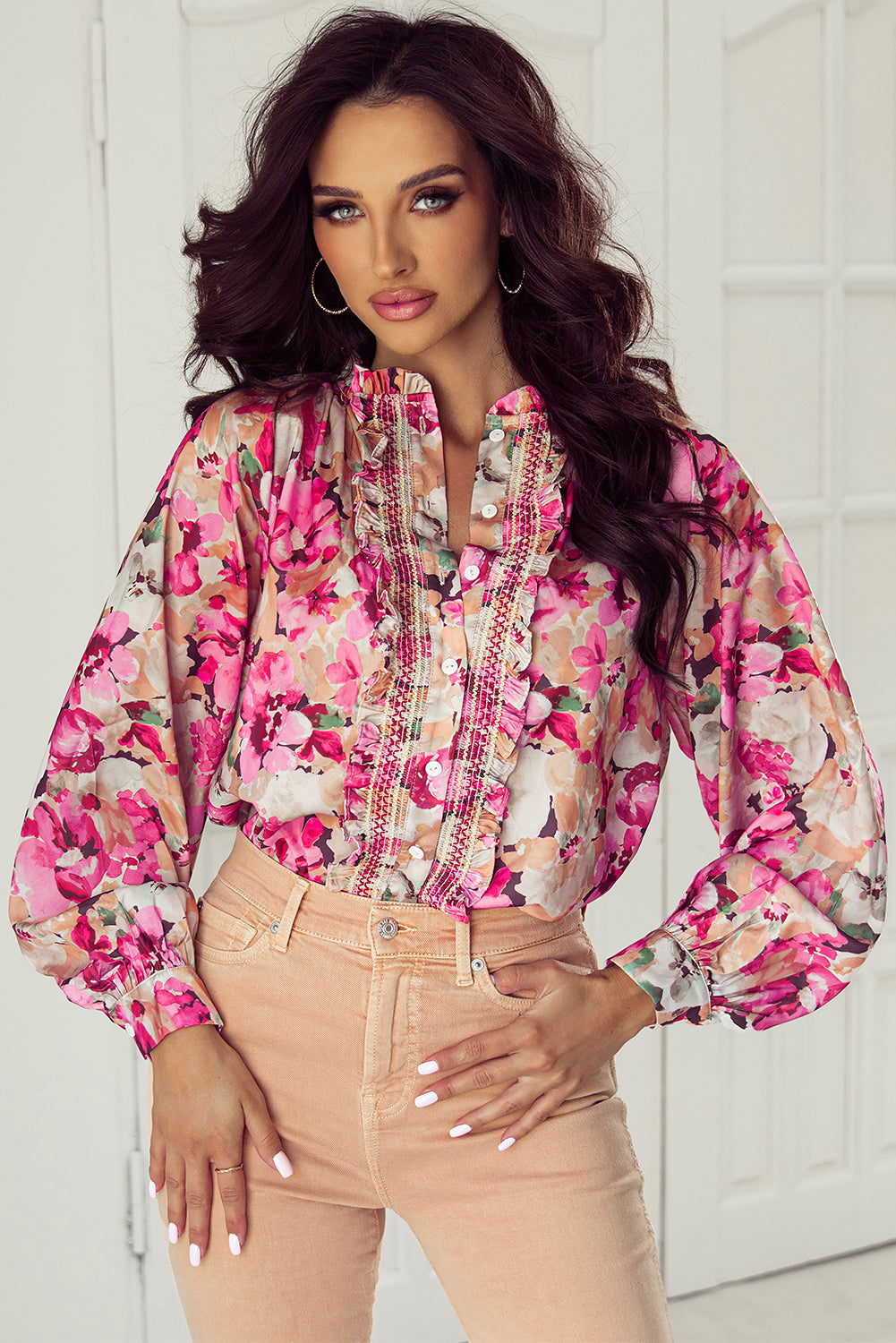 Chemise ample boutonnée à volants et imprimé floral