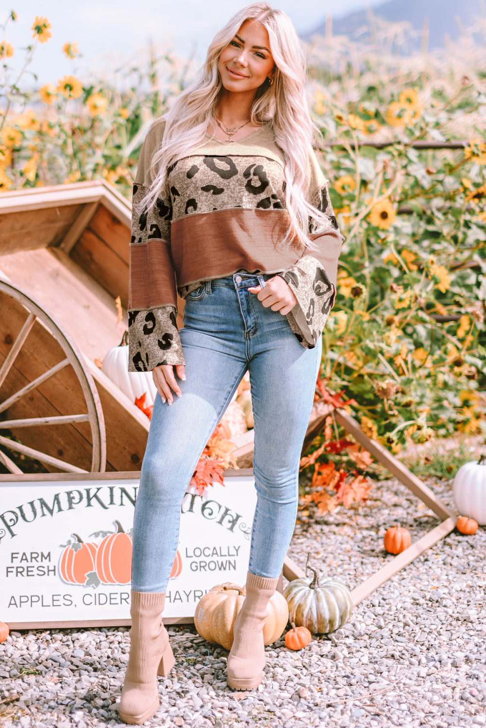 Haut en tricot à manches amples et col en V patchwork color block