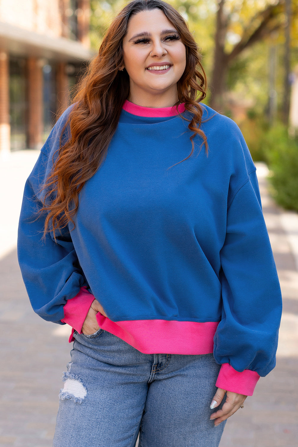 Sweat-shirt a Manches Ballon et Bordure en Blocs de Couleurs, Grande Taille