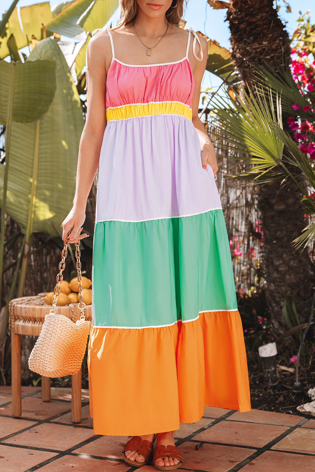 Robe longue fluide à taille haute et bretelles à nouer, colorblock, avec poches