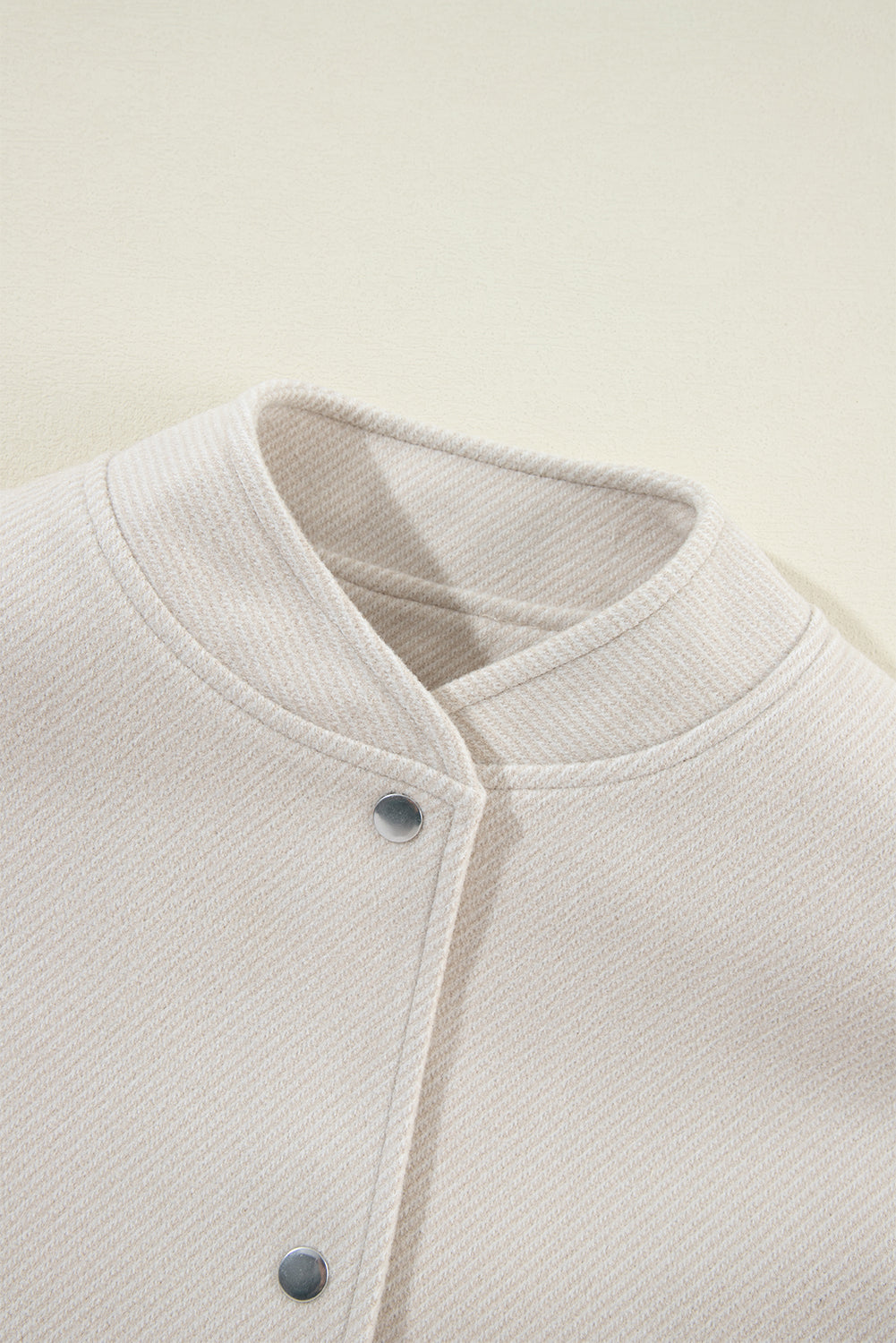 Blouson aviateur avec poche et bouton-pression a col baseball