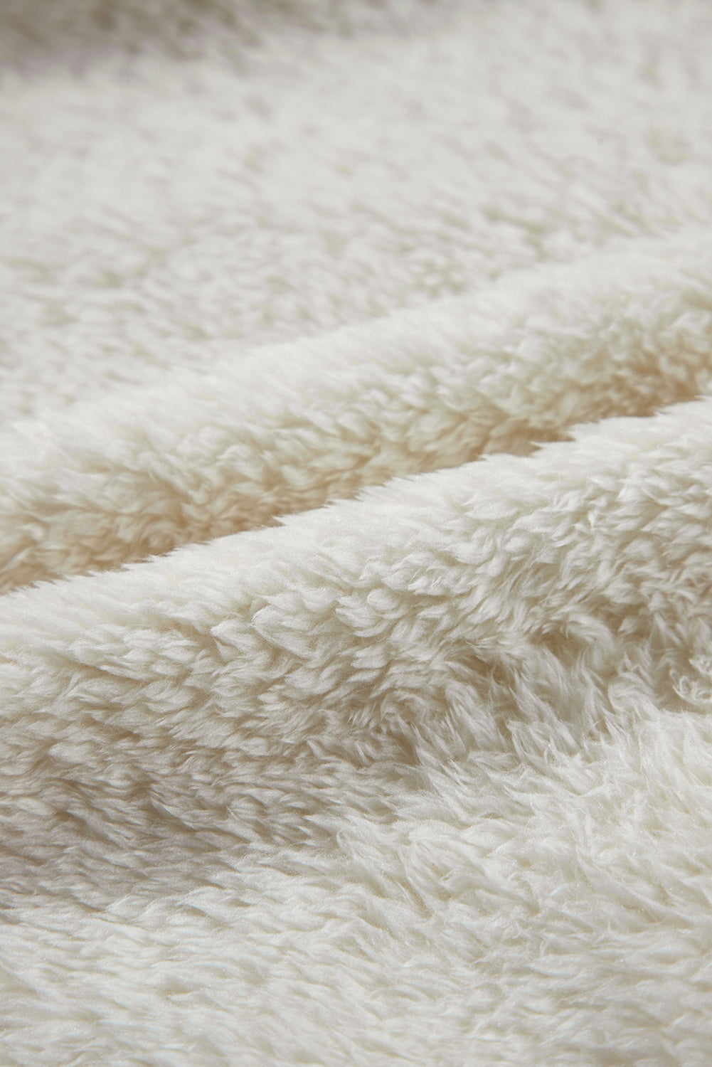 Sweat a capuche en peluche a bords côtelés contrastés
