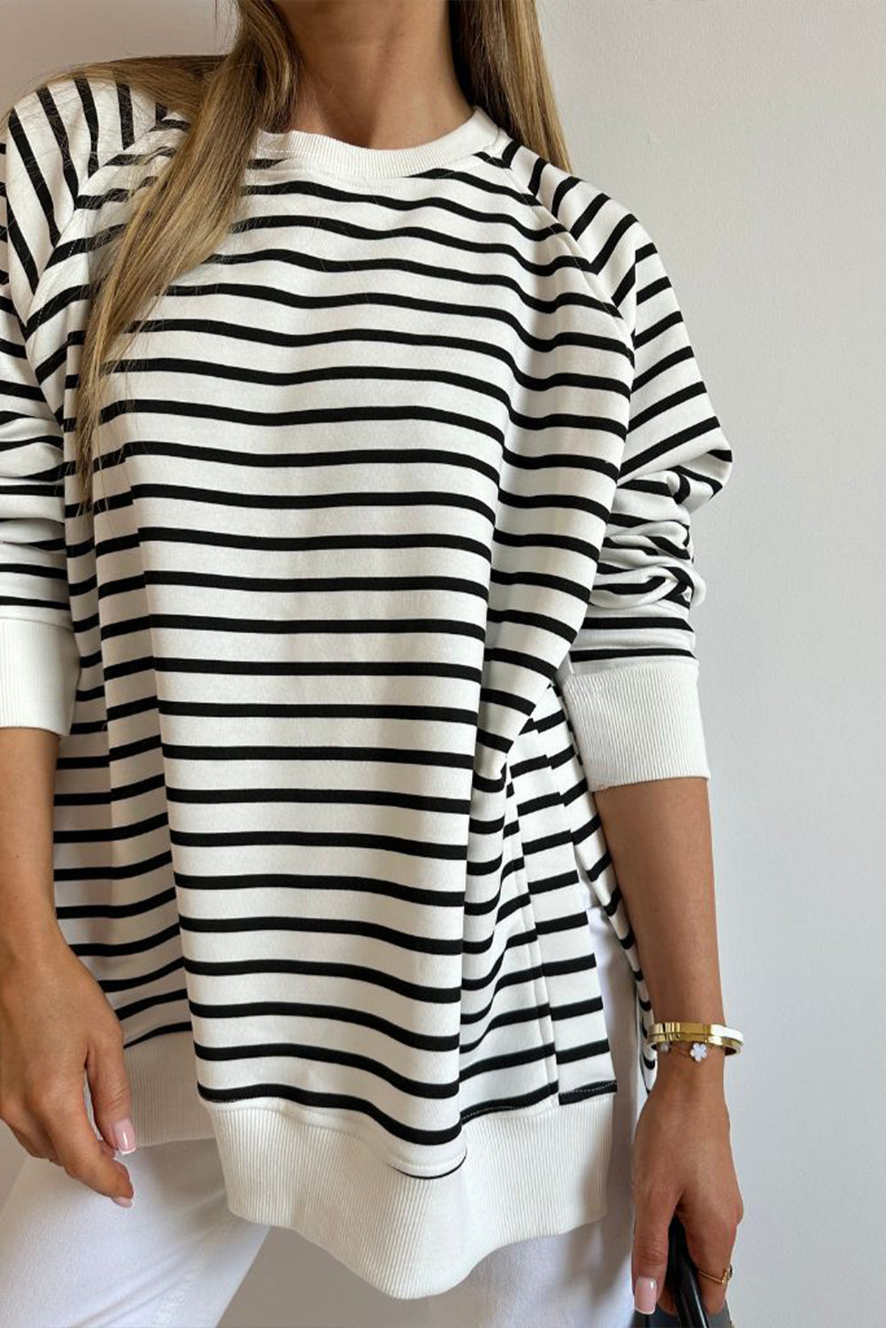 Sweat-shirt ample a manches raglan et fentes latérales