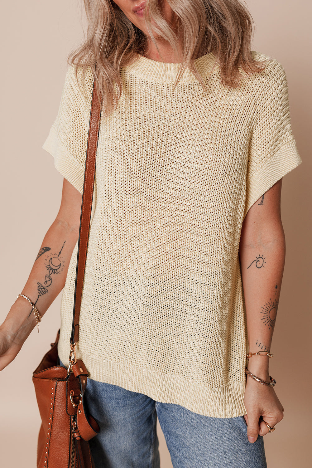 T-shirt en tricot à manches courtes et col rond, couleur unie, avec ailes de chauve-souris