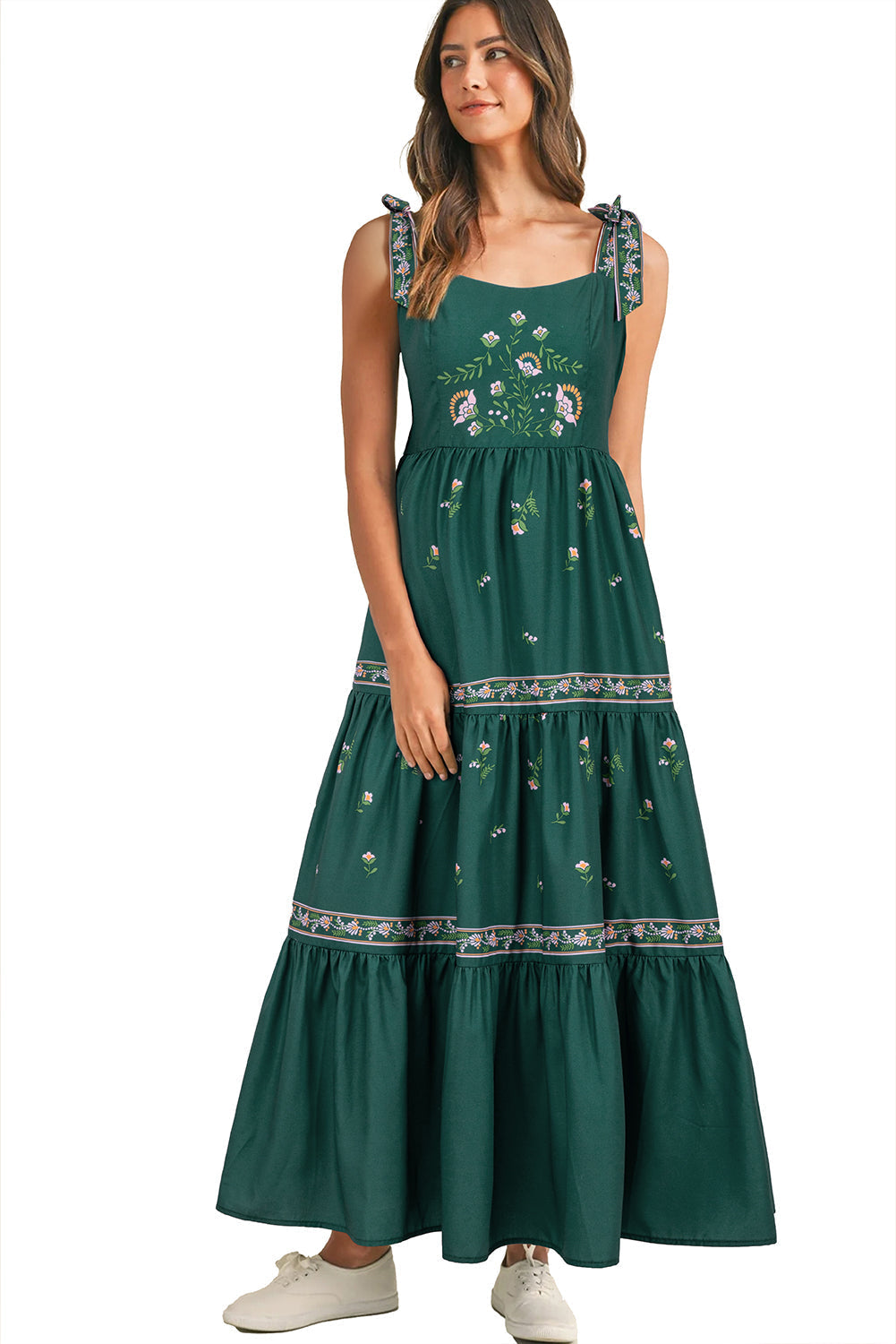 Robe longue à volants et bretelles nouées à fleurs dans le dos