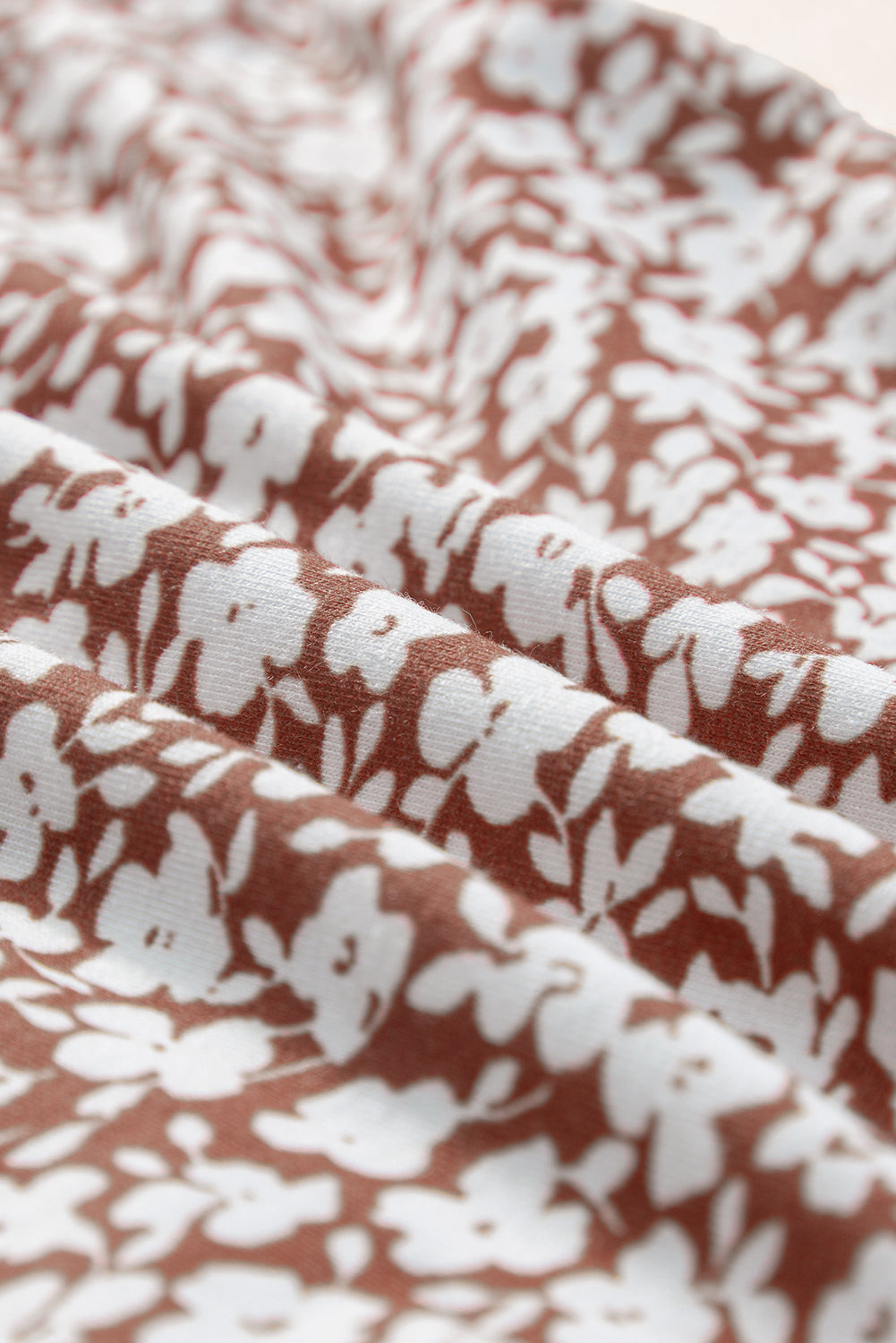 Body imprimé floral à fines bretelles et col en V