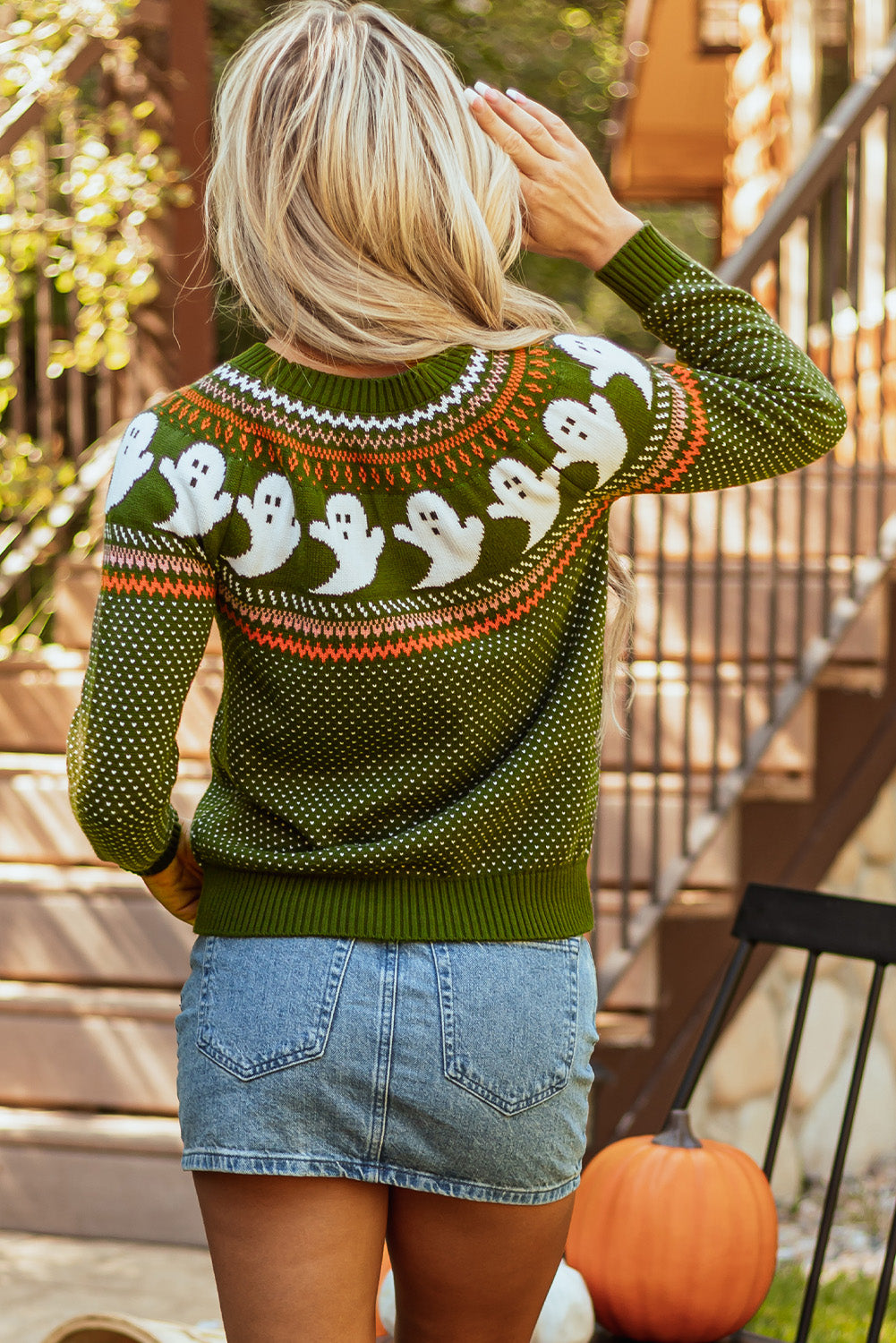 Pull a épaules tombantes a motif fantôme d'Halloween