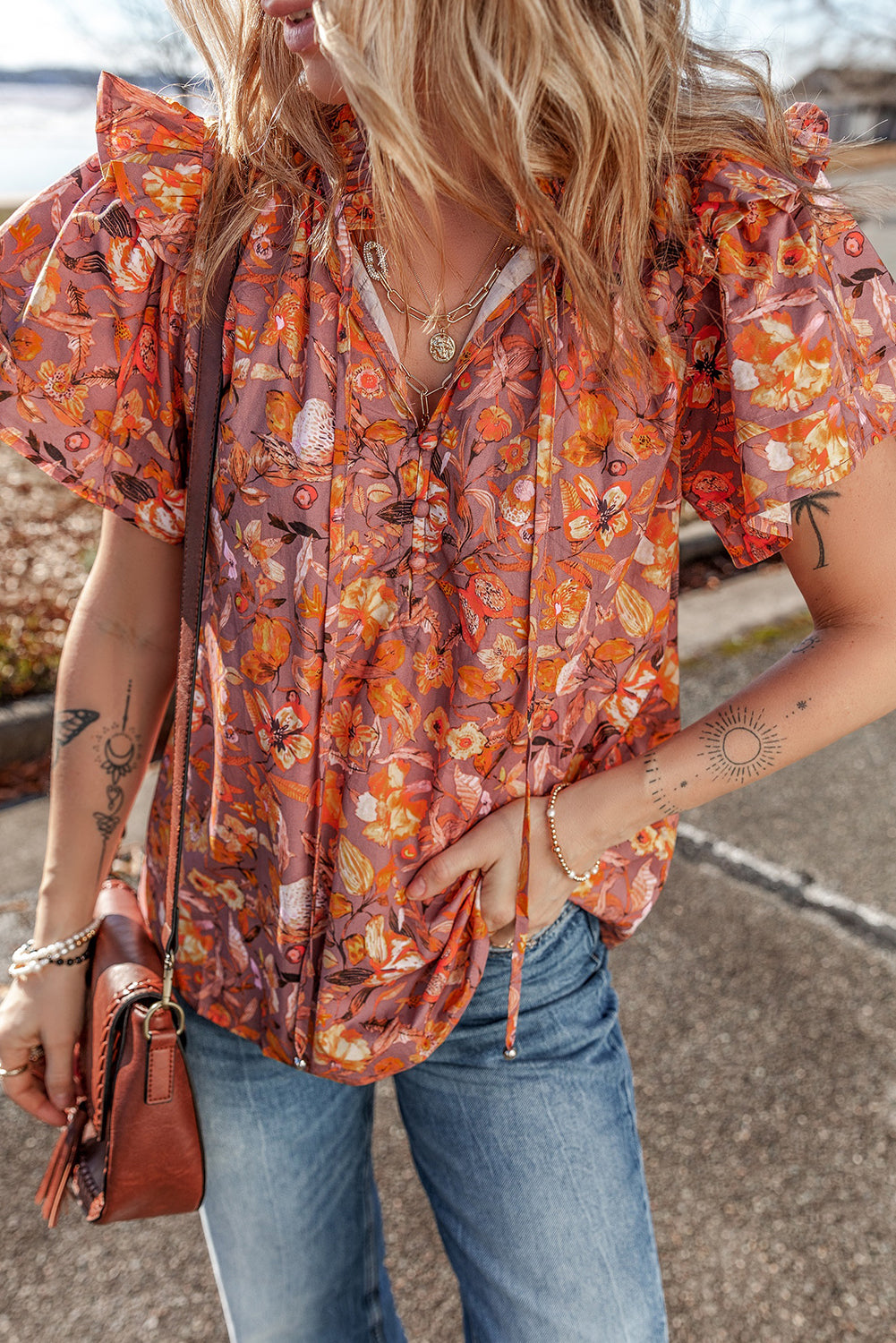 Blouse a col en V a volants et manches flottantes a imprimé floral