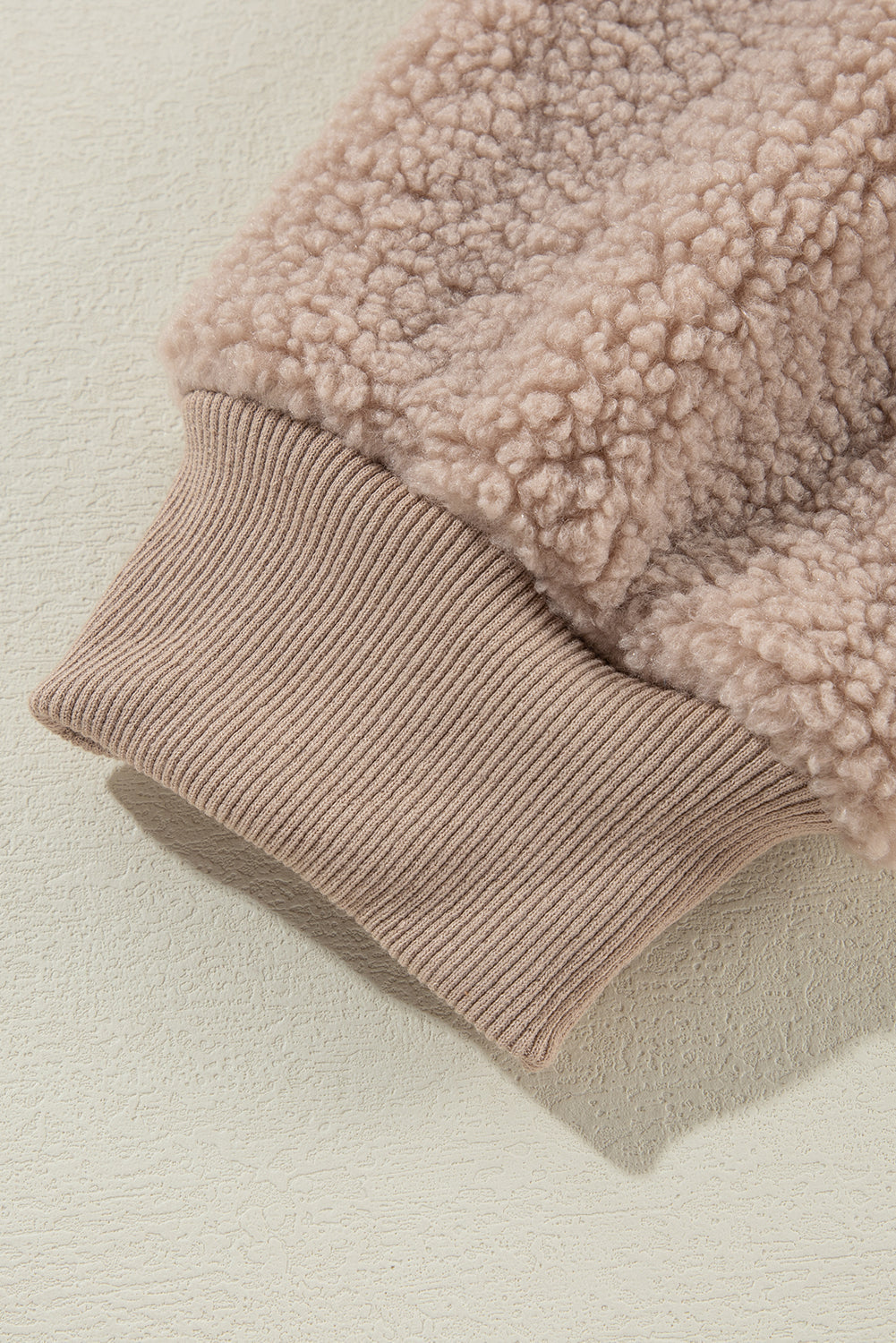 Veste pelucheuse d'hiver avec poches zippées