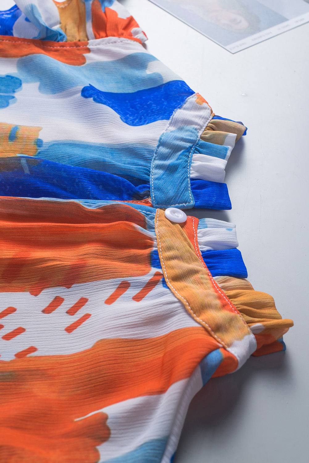 Débardeur imprimé à volants et manches flottantes