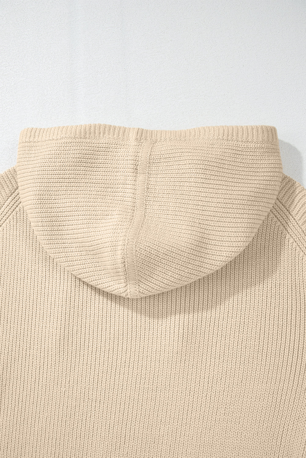Pull a capuche avec cordon de serrage et épaules tombantes de couleur unie