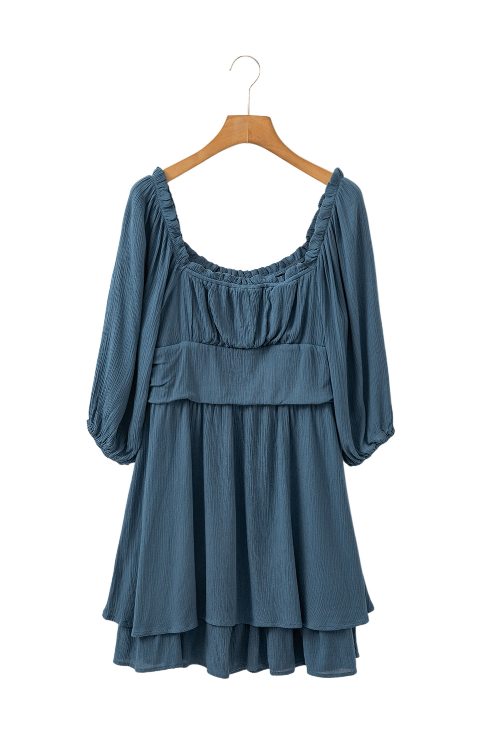 Mini-robe froncée superposée, encolure volantée, manches 3/4
