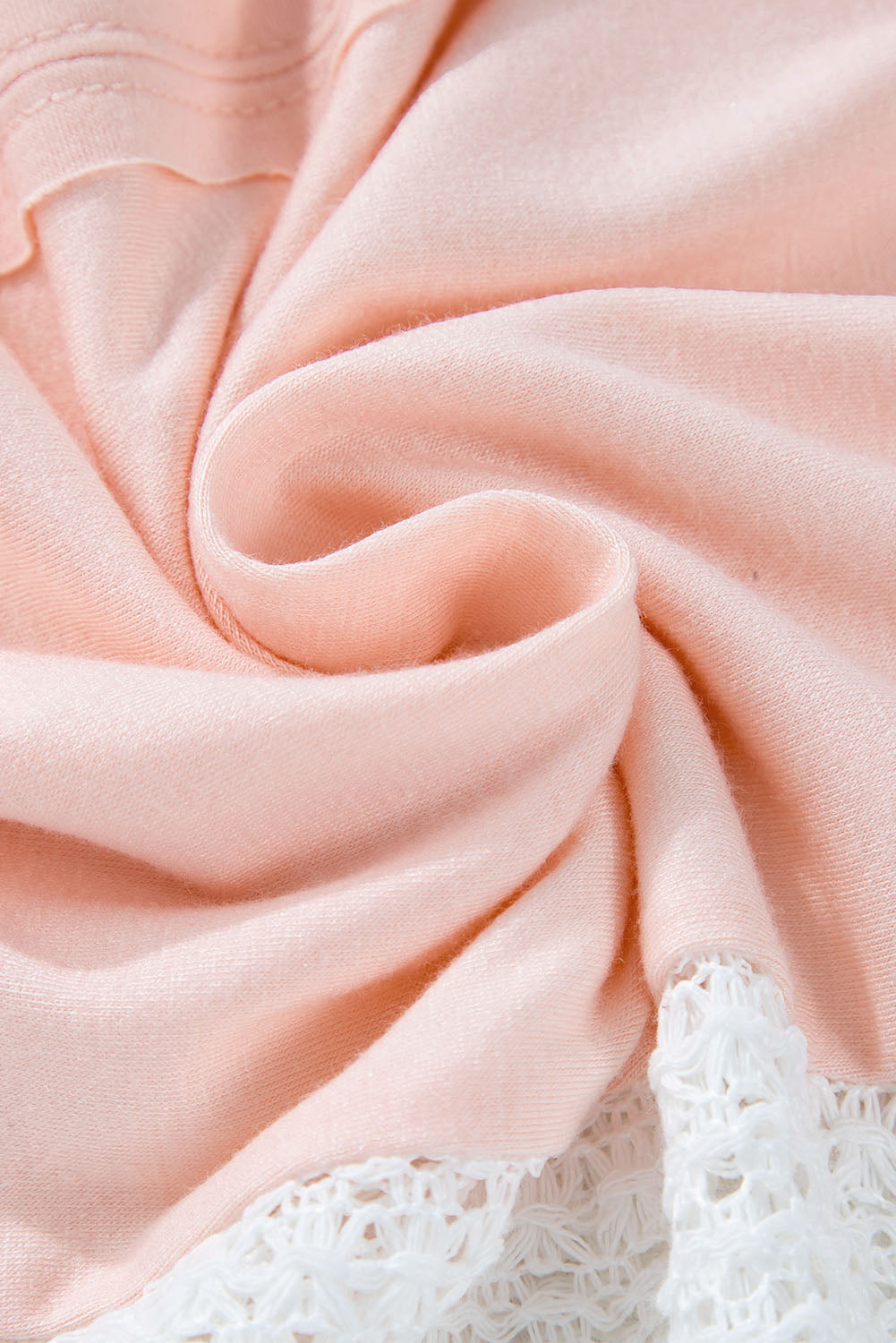 Chemisier a manches chauve-souris en dentelle florale au crochet et patchwork