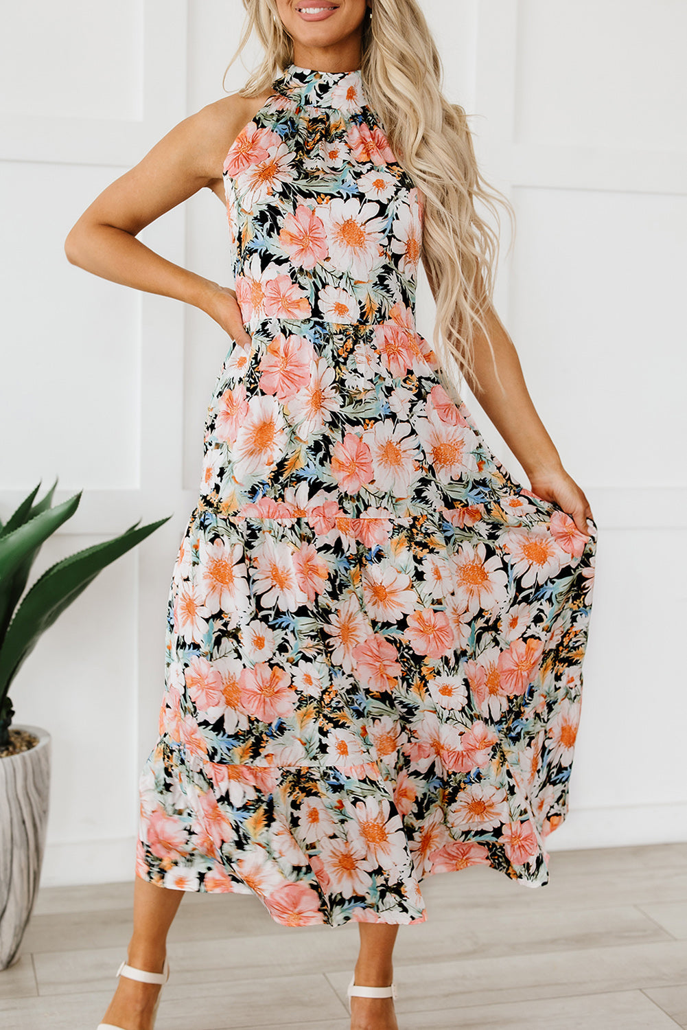 Robe longue bohème à imprimé floral nouée et à volants