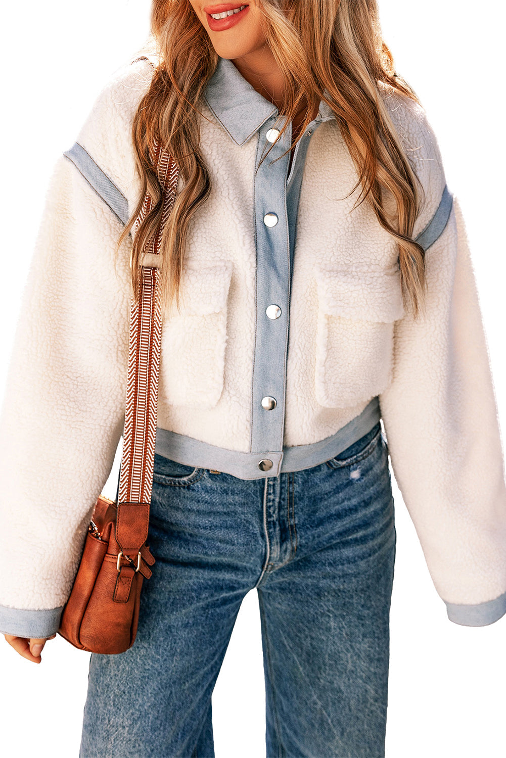 Veste Sherpa boutonnée a bordure contrastée