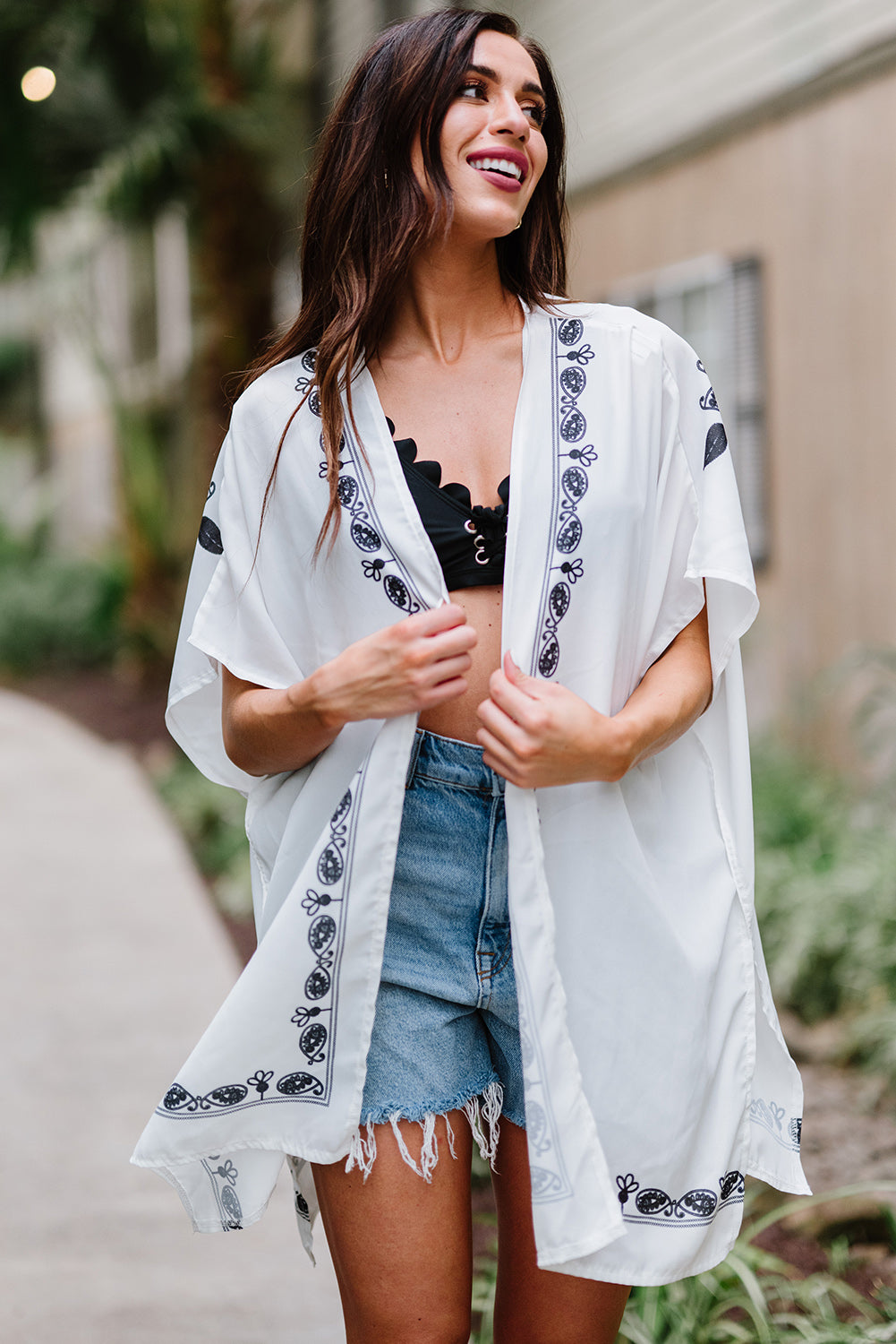 Kimono Blanc Femme Motif Fleurie Retro