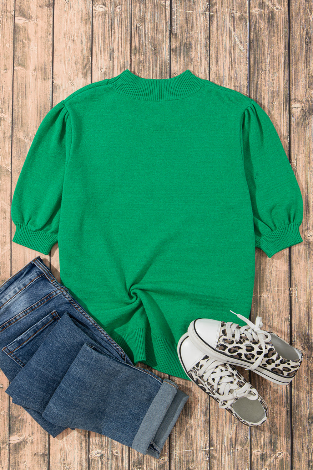 Pull fleuri a manches courtes et bulles