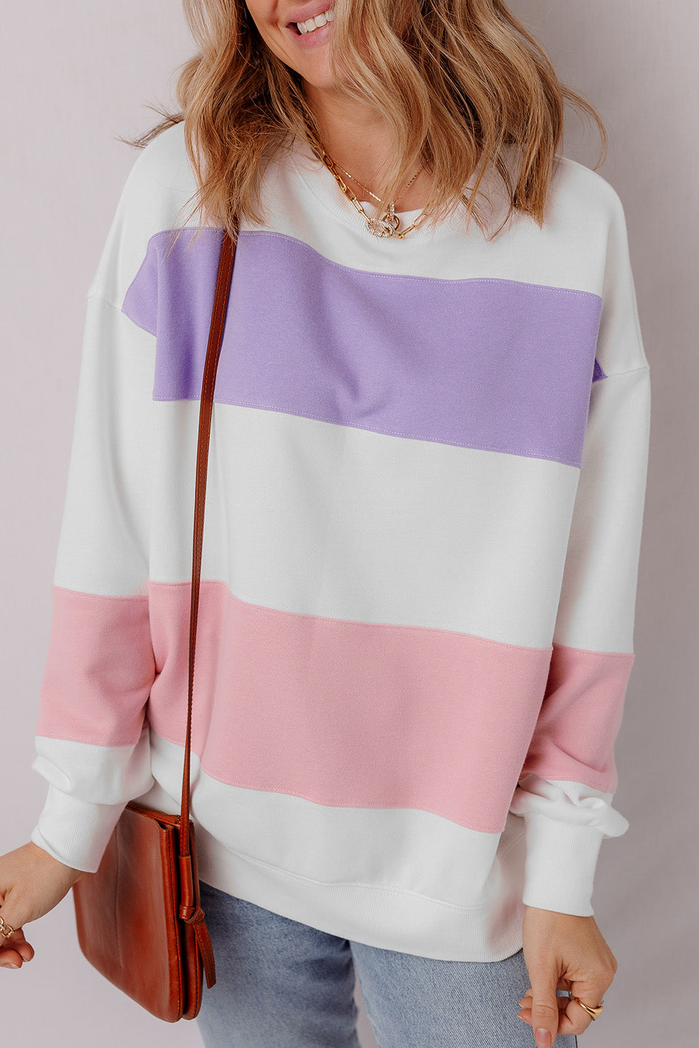Sweat-shirt a col rond et épaules tombantes patchwork color block