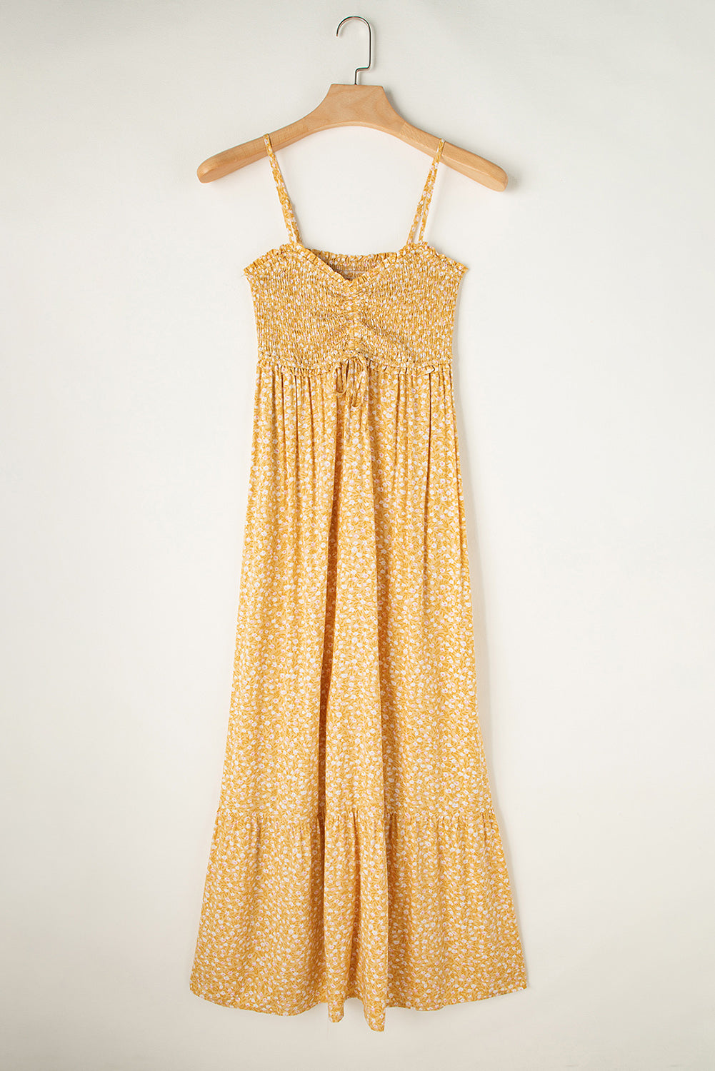 Robe longue florale smockée taille haute à froufrous