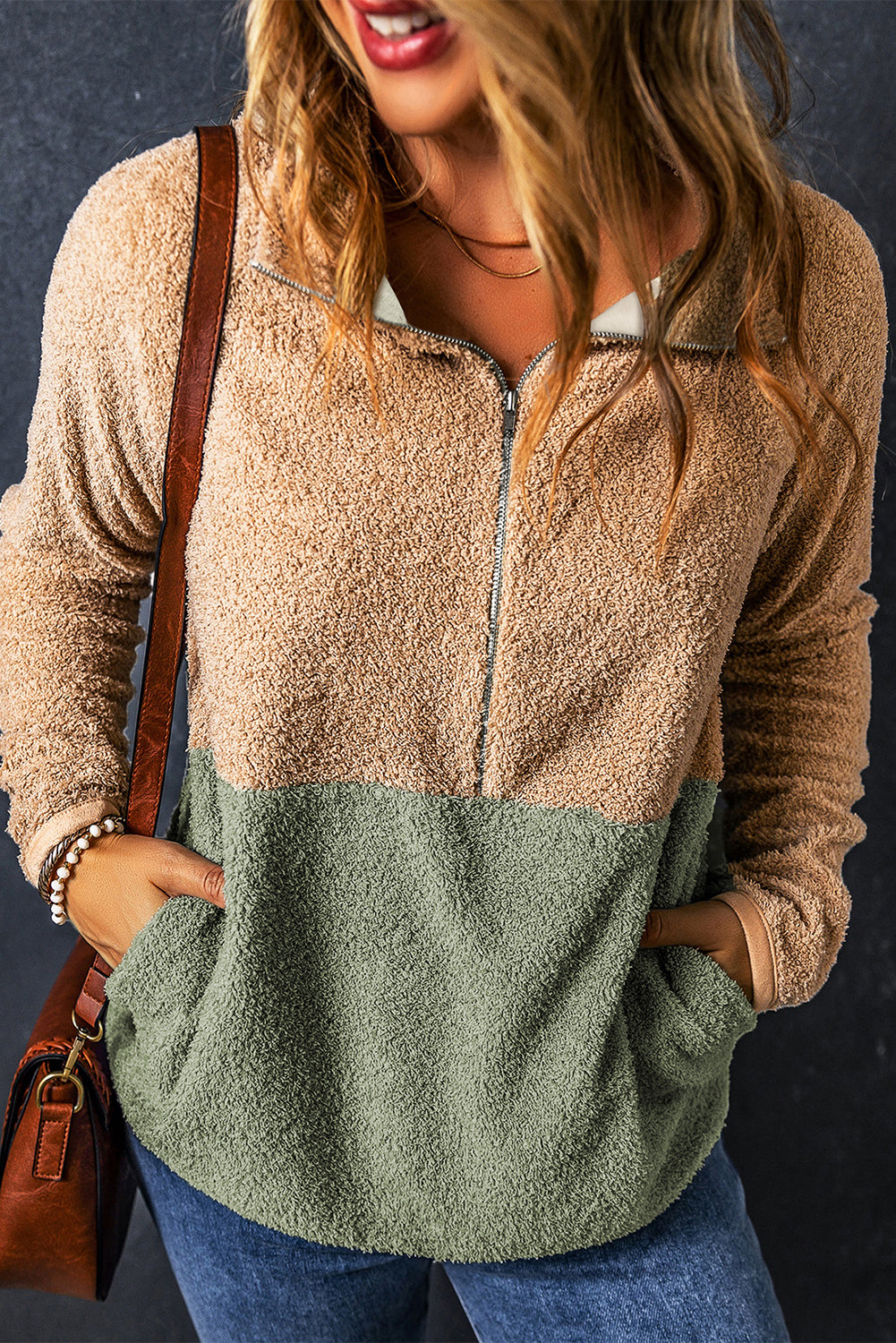 Sweat-shirt en polaire à demi-zip bicolore à blocs de couleurs