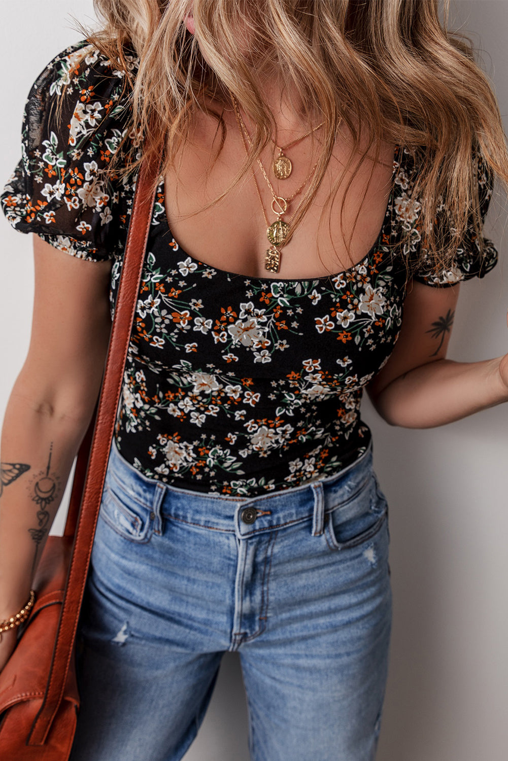 Body imprimé floral a manches courtes bouffantes et col en U