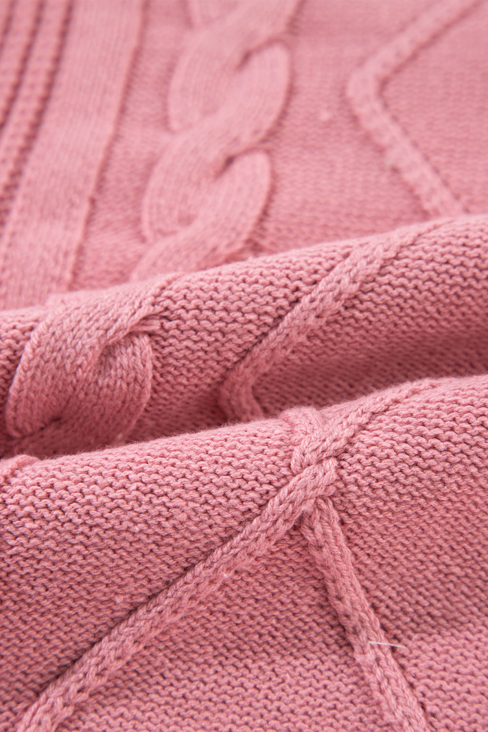 Pull a manches courtes a texture mixte en tricot torsadé