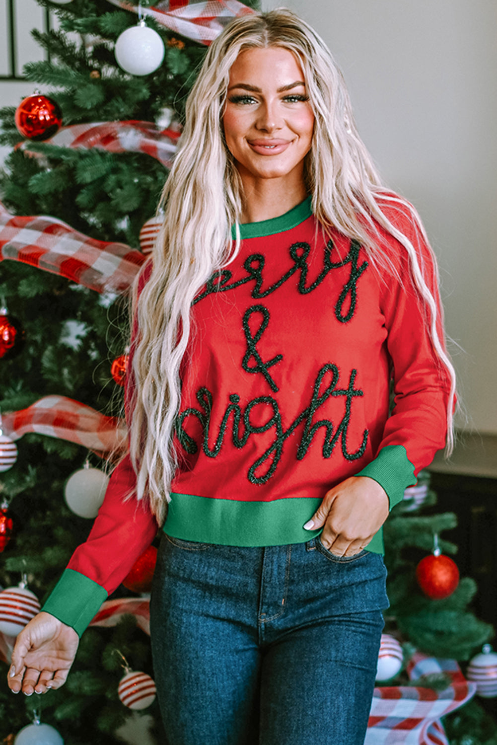 Pull a bordure contrastée graphique Tinsel Merry & Bright
