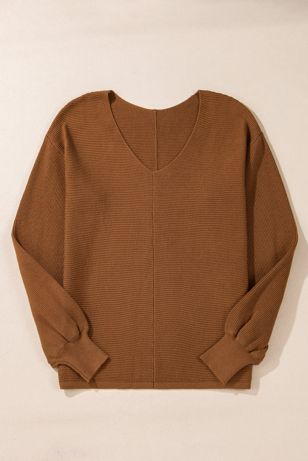 Pull ample en tricot côtelé a manches tombantes et col en V