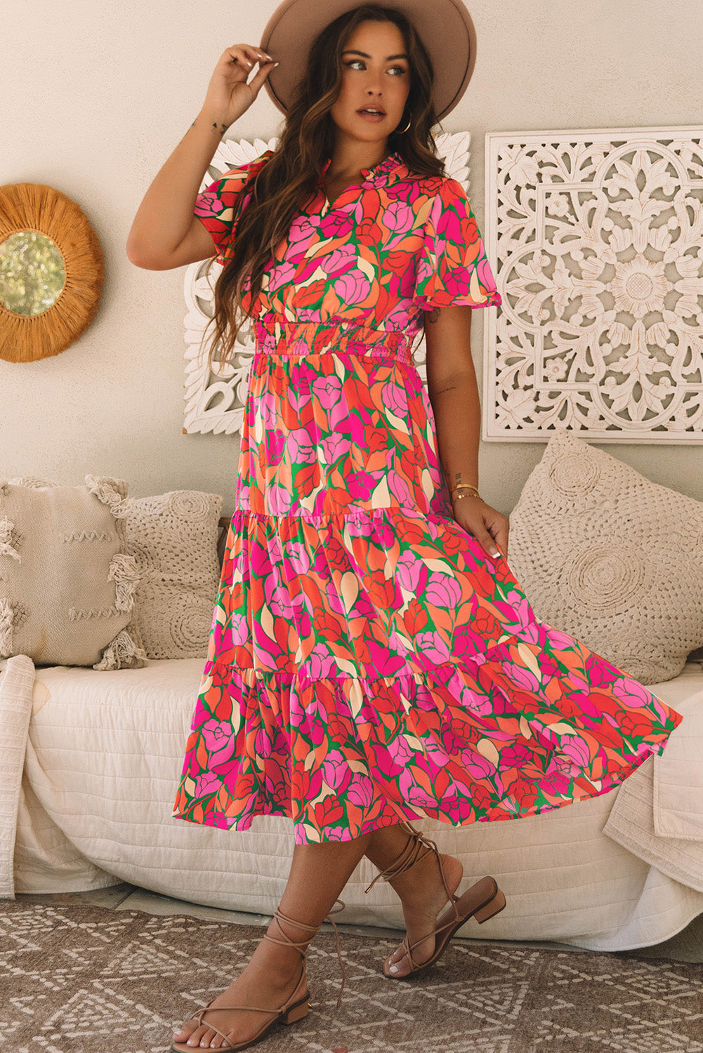 Robe longue florale a manches courtes et taille smockée