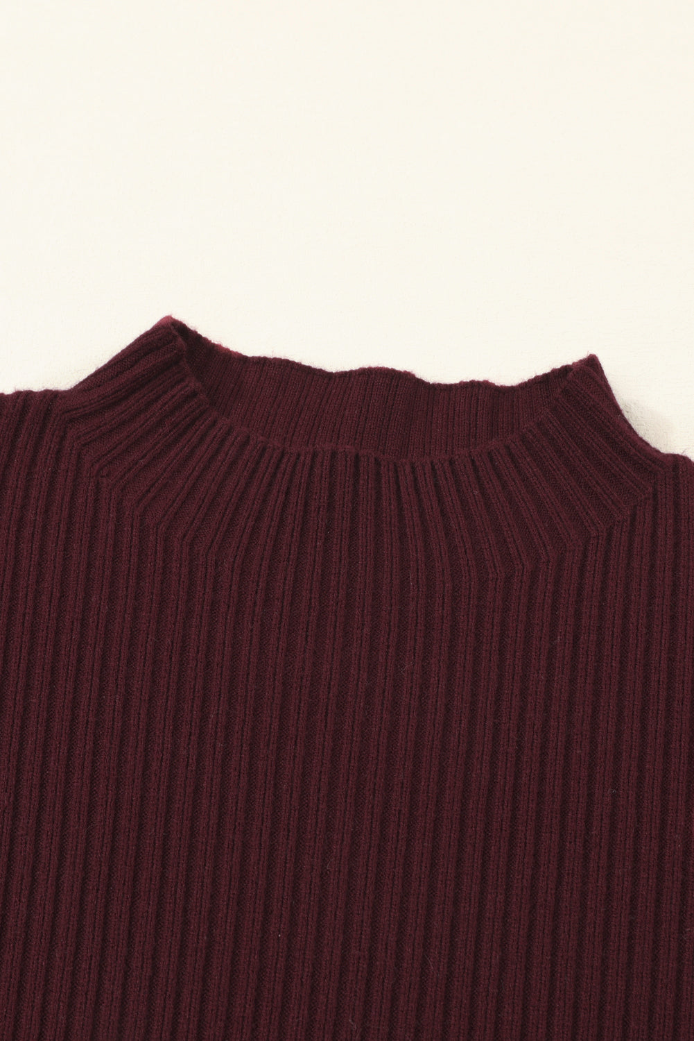 Pull a manches courtes en tricot côtelé avec poche plaquée