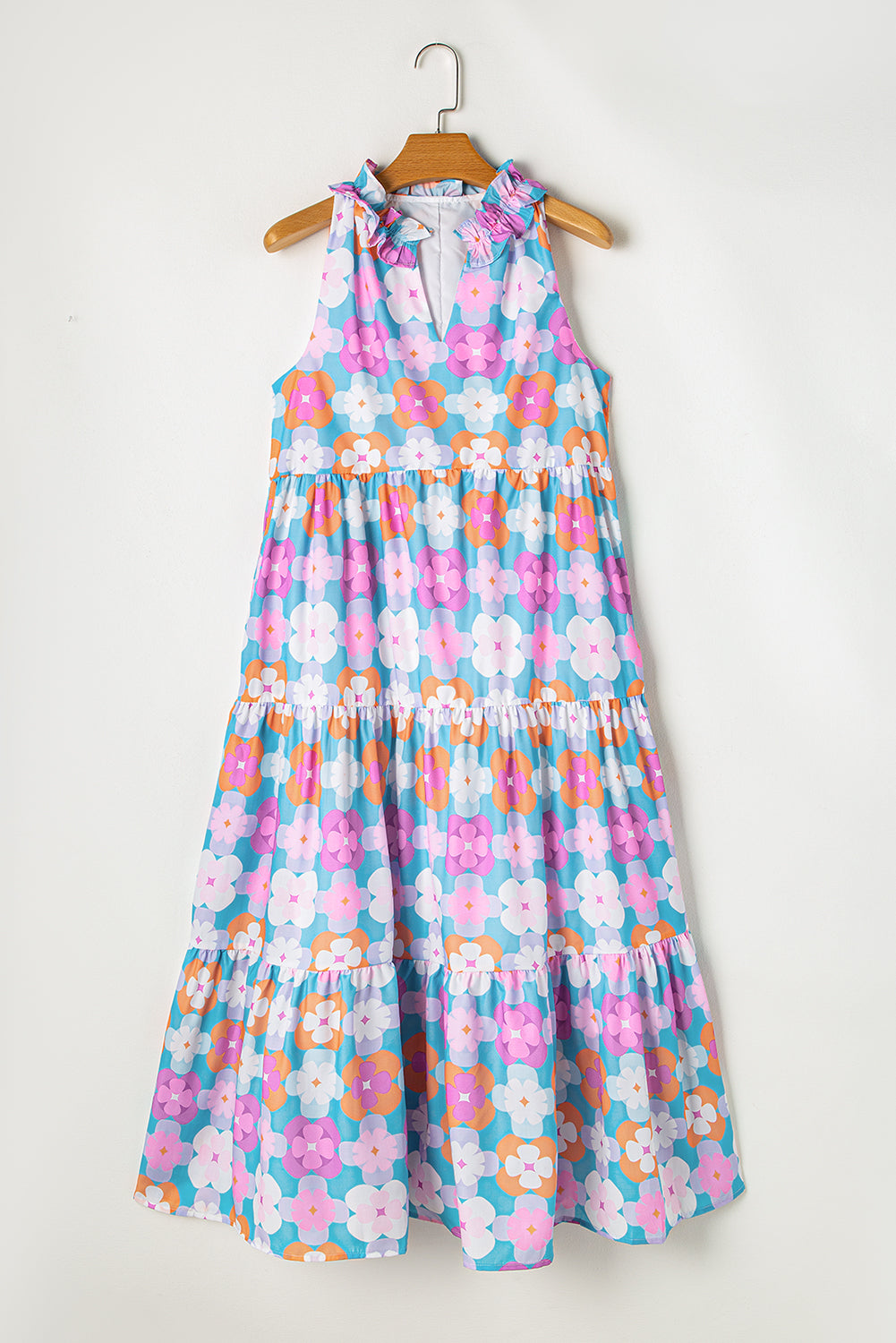 Robe longue a volants et imprimé floral, sans manches, a volants