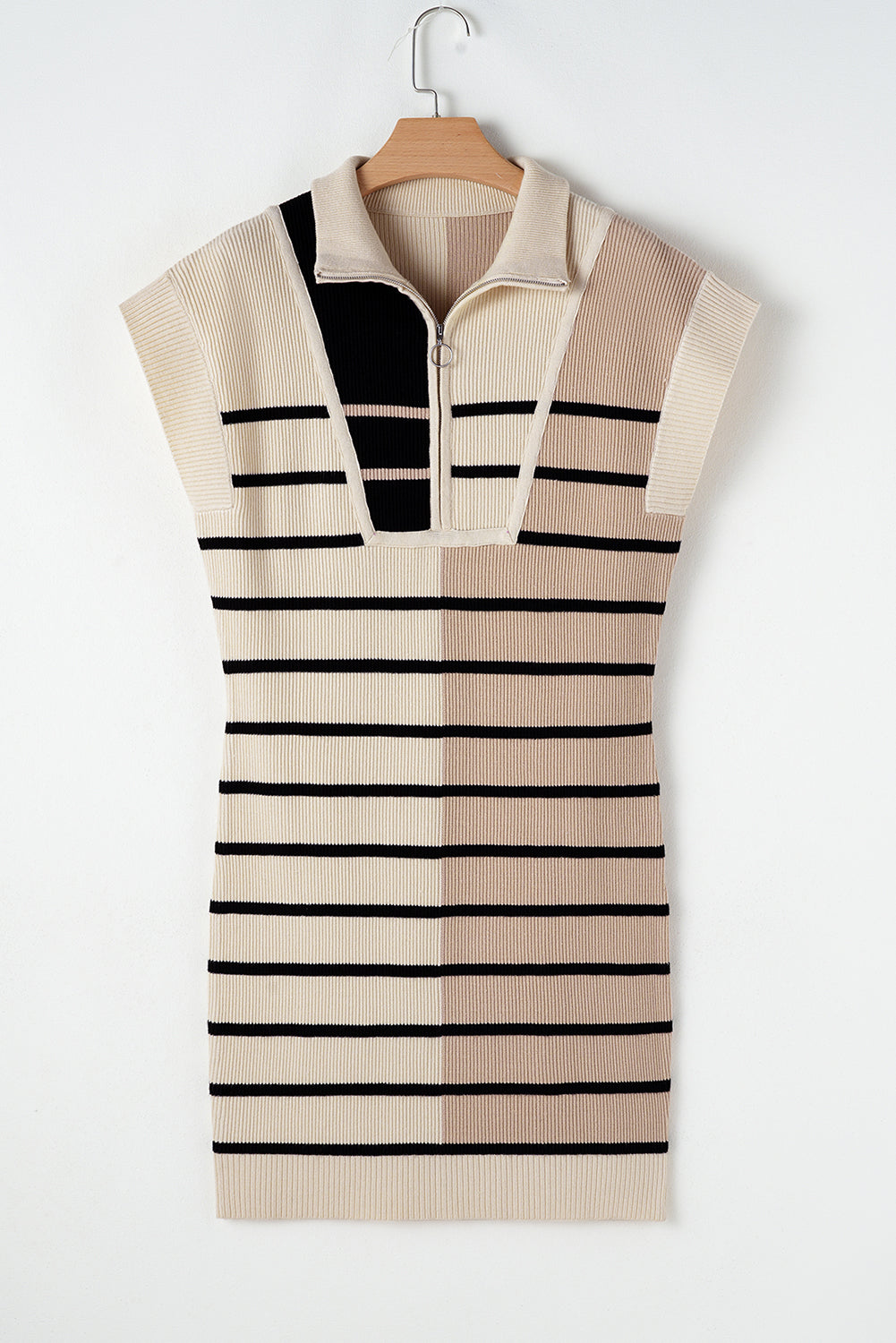 Robe pull a manches courtes et col zippé en blocs de couleurs