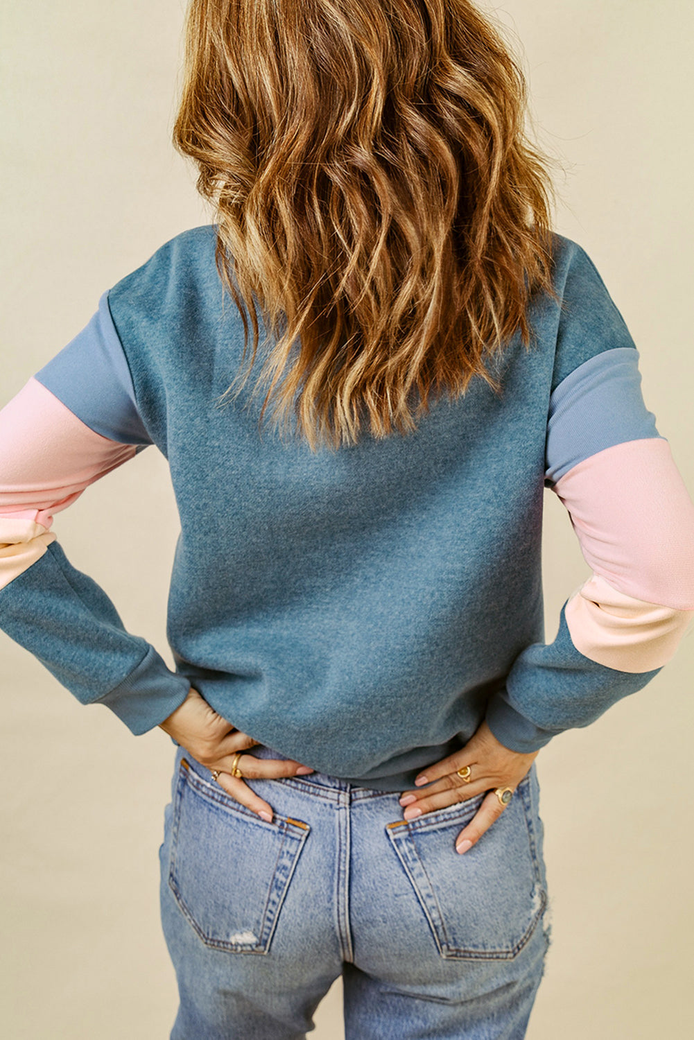Sweat-shirt à manches longues et blocs de couleurs